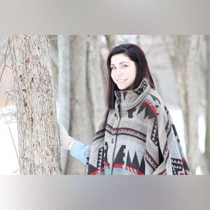 🛍️LAST CHANCE 🛍️ ModCloth Thread & Supply Poncho